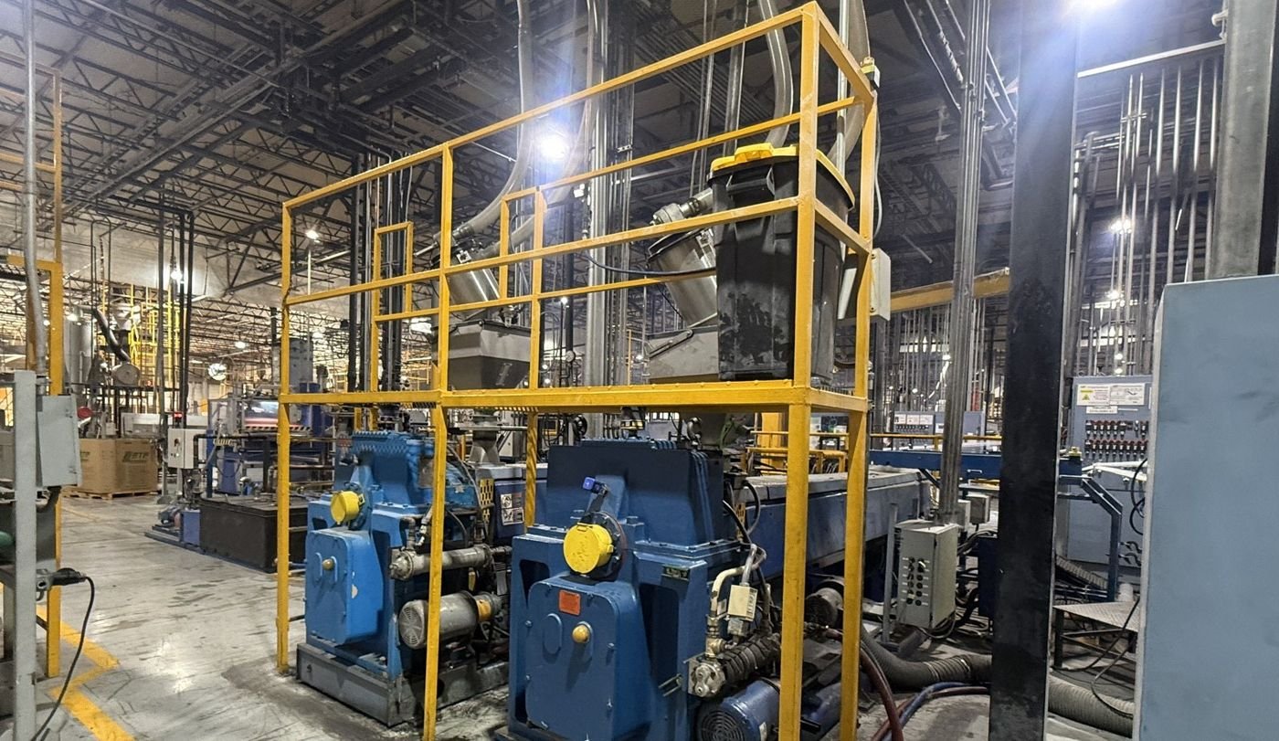 Estructura metálica y equipos industriales